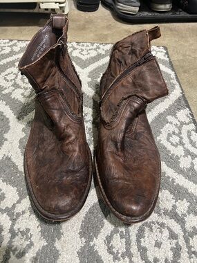 Rocket Dog Brown Leather Chukka Zip Boots